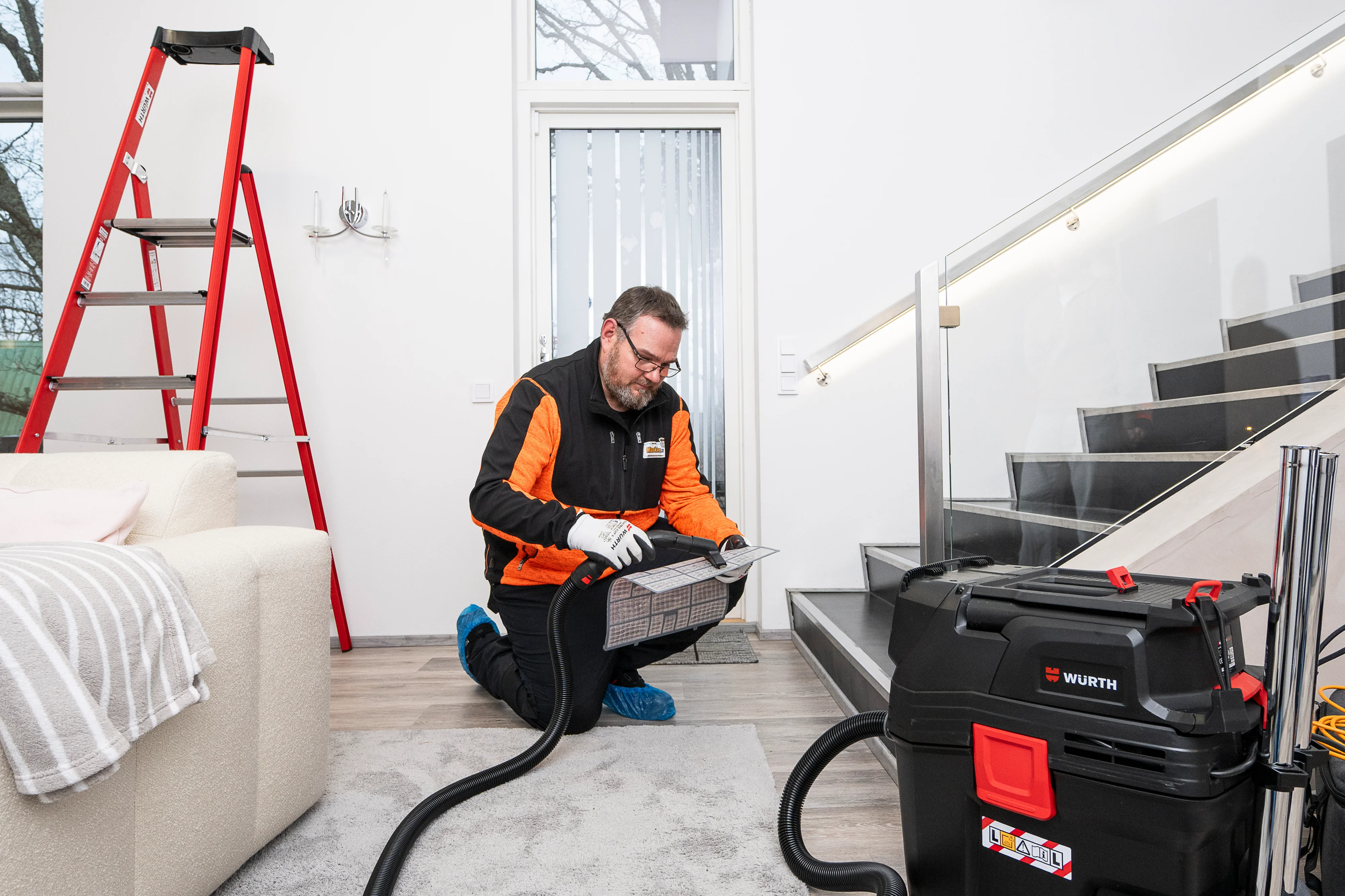 Suodattimien putsausta